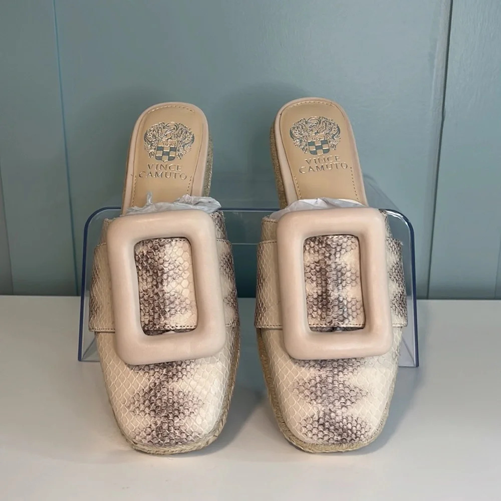 Vince Camuto Tan Leather Buckle Mules. Size 36 or 5 1/2. NWOT.